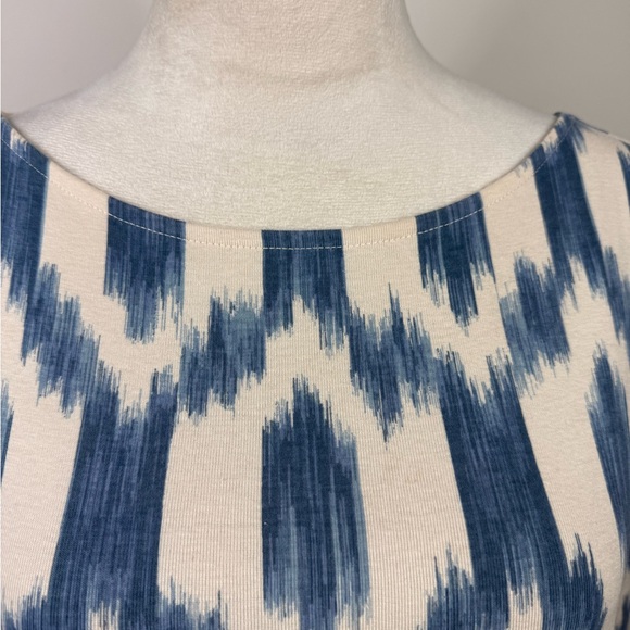 🆕 Ralph Lauren Blue Ikat Print 100% Cotton Short Sleeve top size XL - Picture 3 of 9